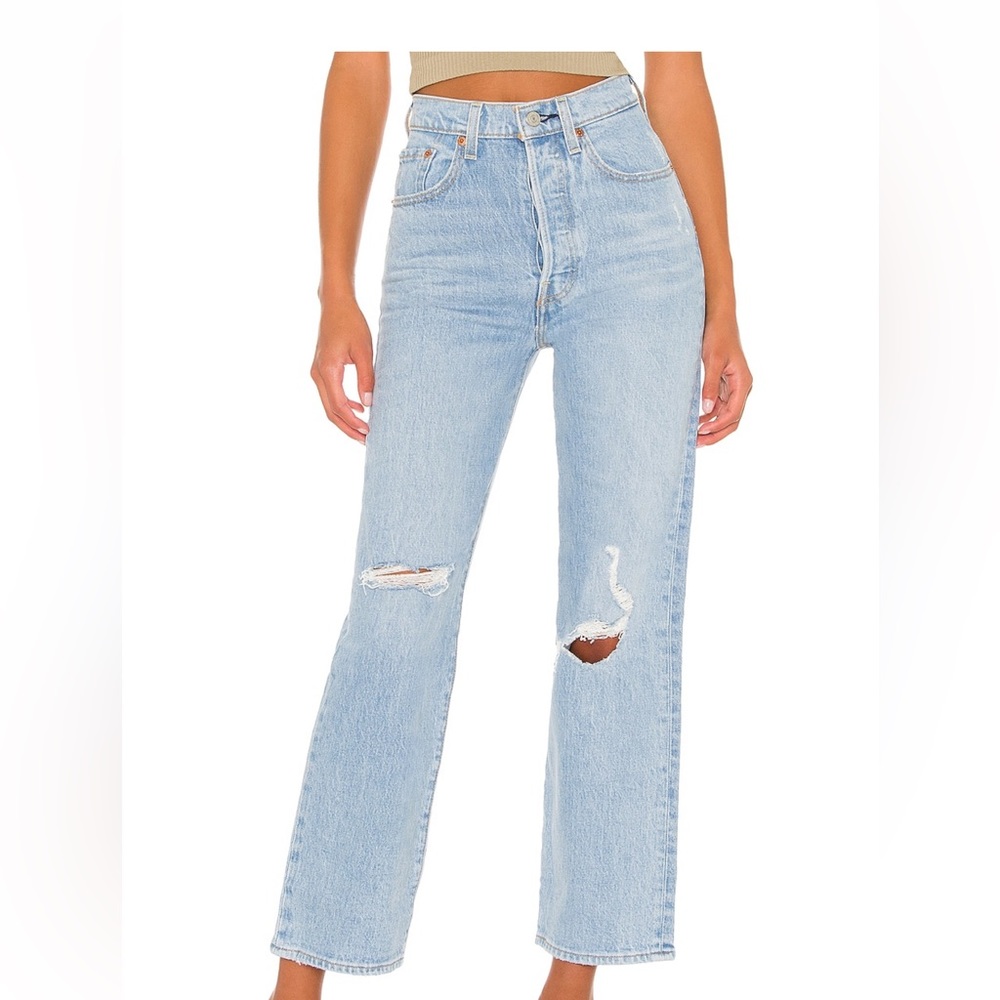 Levi x Revolve ribcage straight ankle